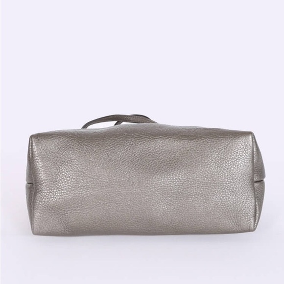 Gucci Shimmering Silver Tote Bag - Picture 5 of 7